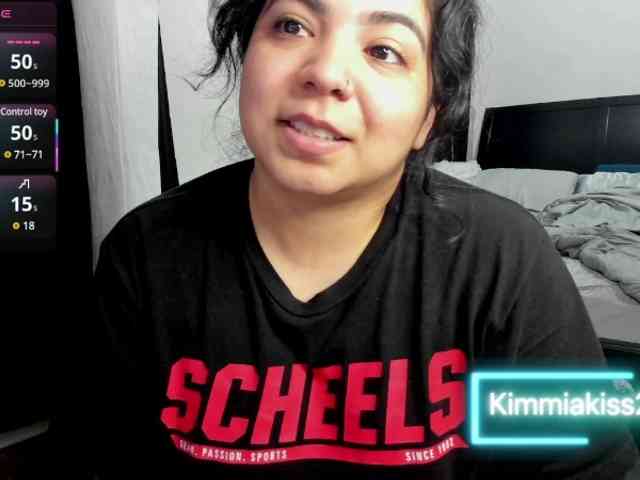 Kimmiakiss22 webcam