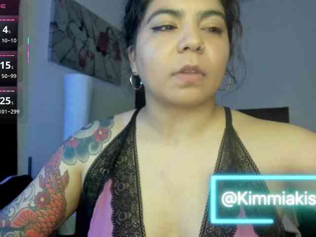 Kimmiakiss22 webcam