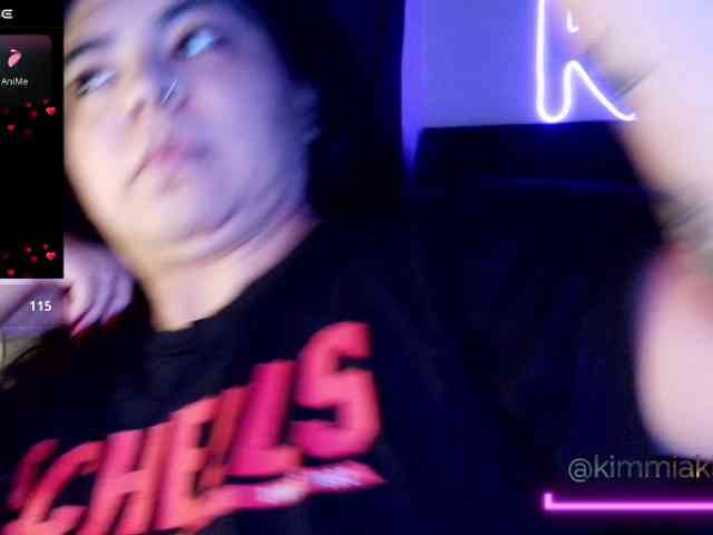 Kimmiakiss22 webcam