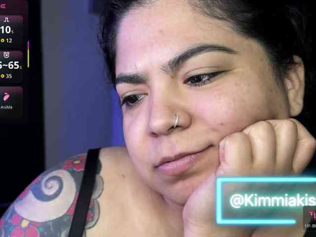 Kimmiakiss22 webcam