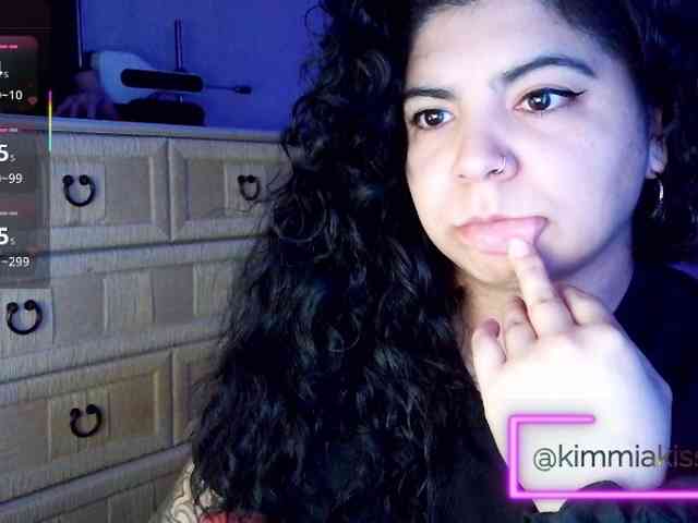 Kimmiakiss22 webcam