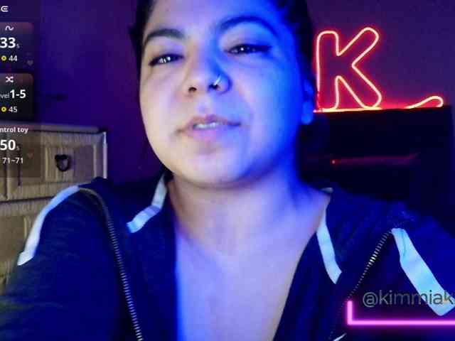 Kimmiakiss22 webcam