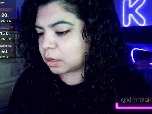 Kimmiakiss22 webcam