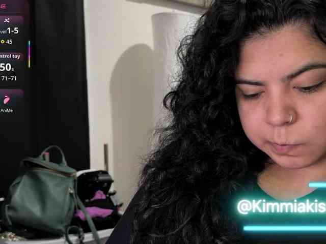 Kimmiakiss22 webcam