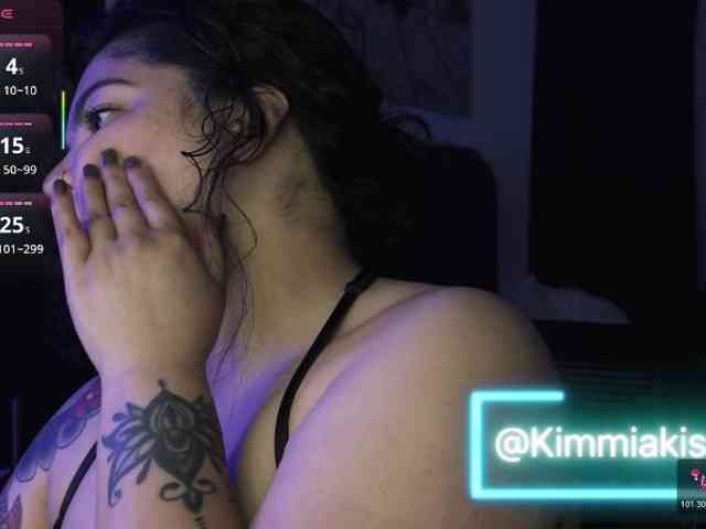 Kimmiakiss22 webcam