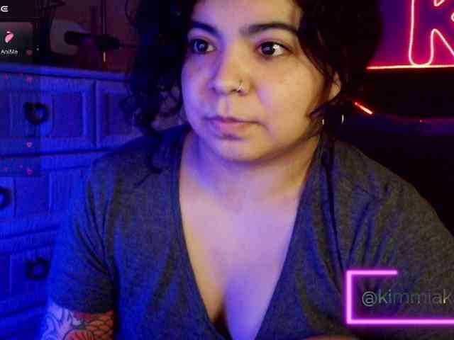 Kimmiakiss22 webcam