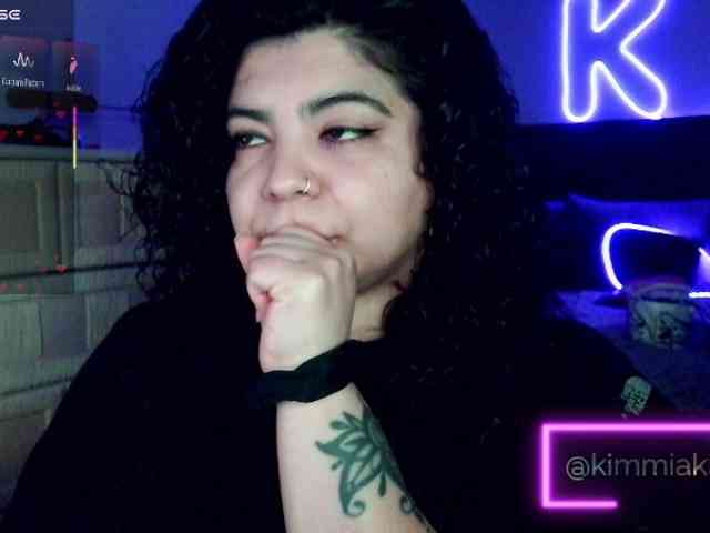 Kimmiakiss22 webcam