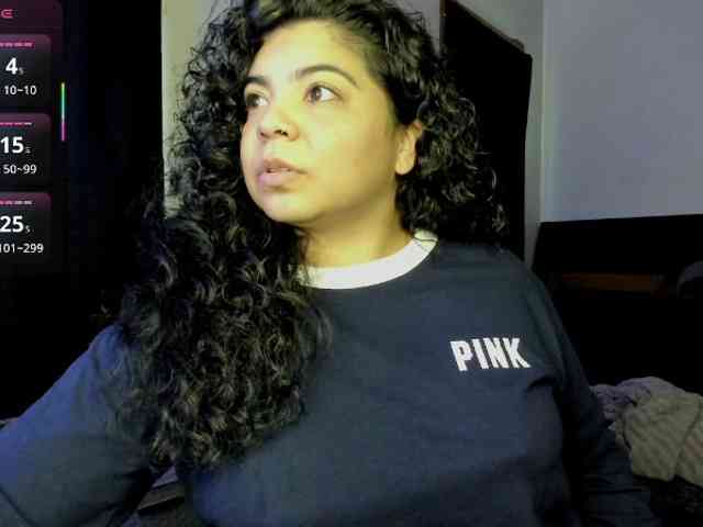 Kimmiakiss22 webcam