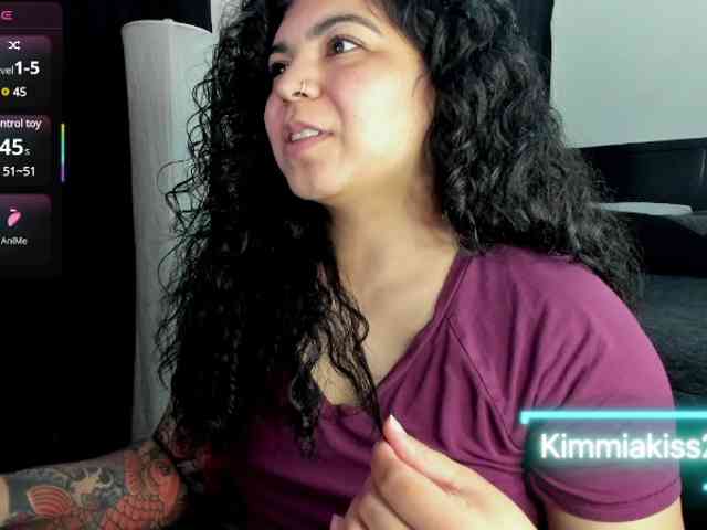Kimmiakiss22 webcam