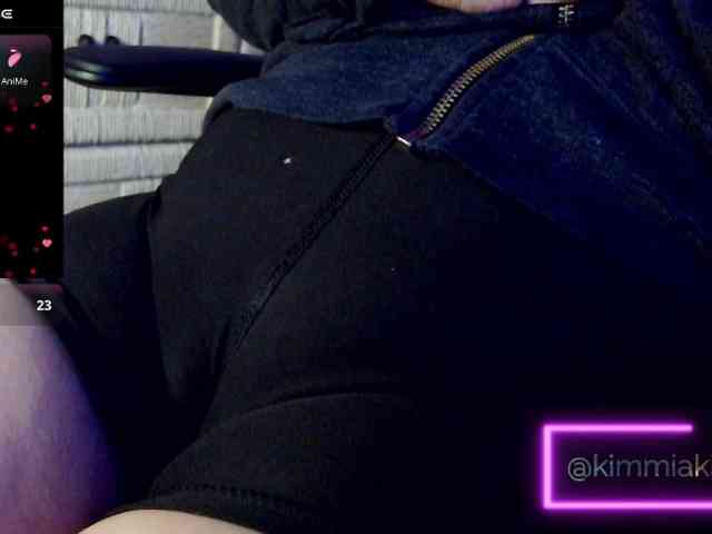 Kimmiakiss22 webcam