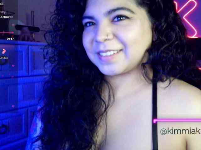 Kimmiakiss22 webcam