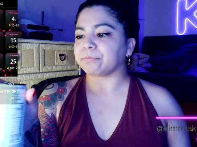 Kimmiakiss22 webcam
