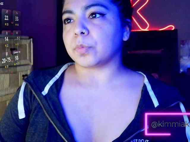 Kimmiakiss22 webcam