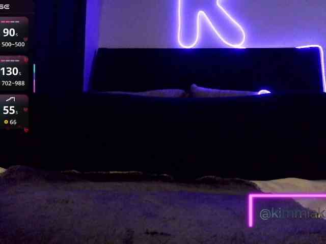 Kimmiakiss22 webcam