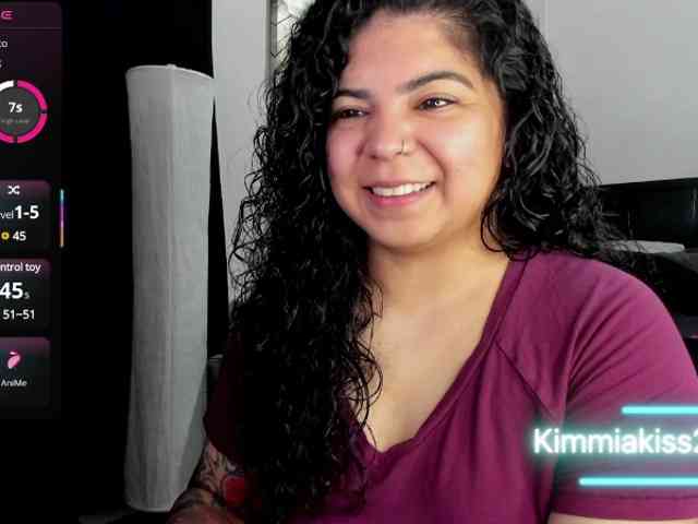 Kimmiakiss22 webcam