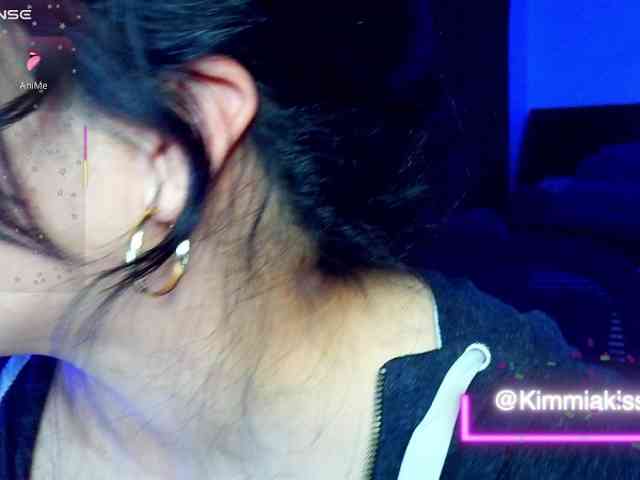 Kimmiakiss22 webcam