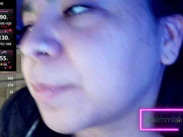 Kimmiakiss22 webcam