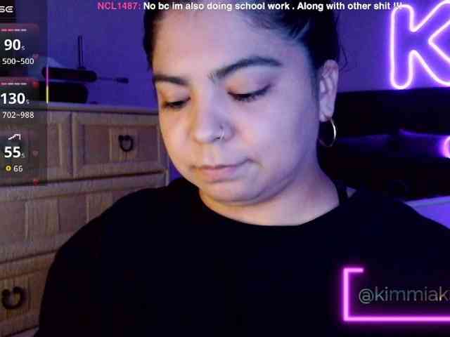 Kimmiakiss22 webcam