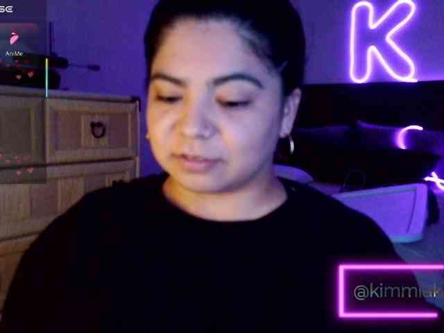 Kimmiakiss22 webcam