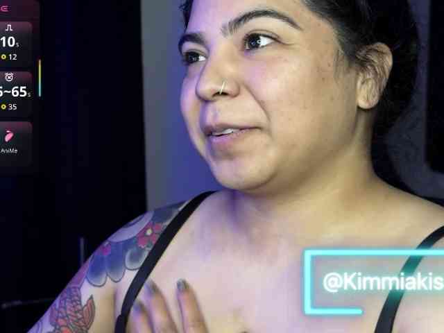 Kimmiakiss22 webcam