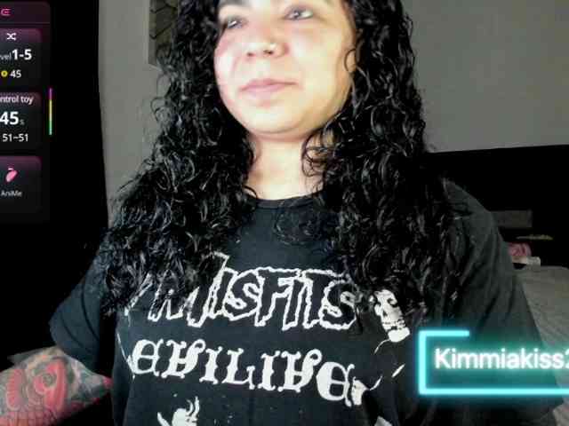 Kimmiakiss22 webcam