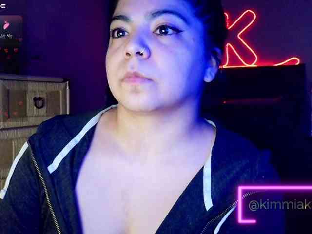 Kimmiakiss22 webcam