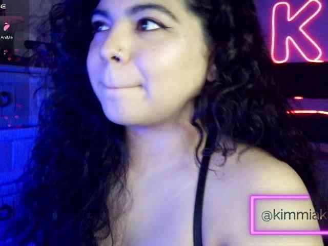 Kimmiakiss22 webcam