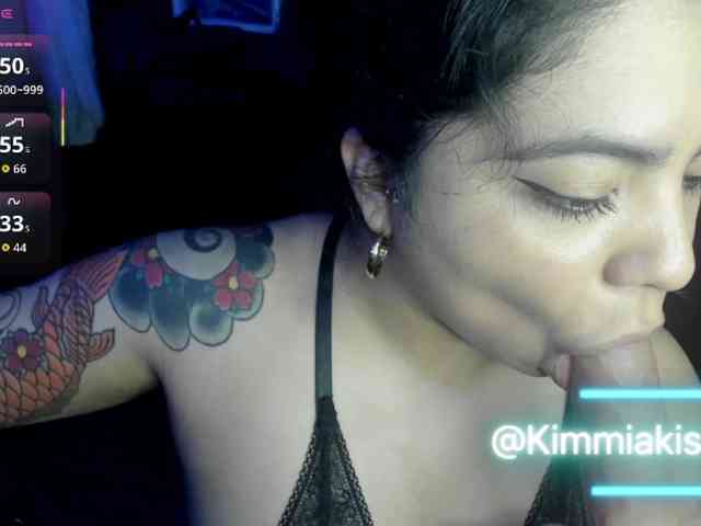 Kimmiakiss22 webcam