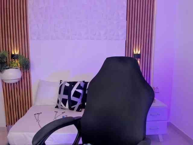 valeria-acost valeria-acost