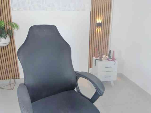 valeria-acost valeria-acost