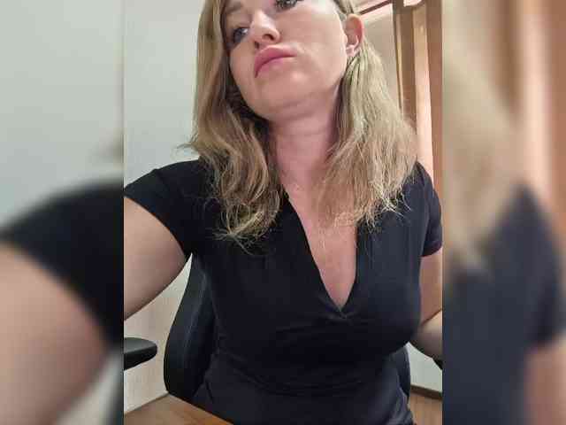 goddesssssss webcam