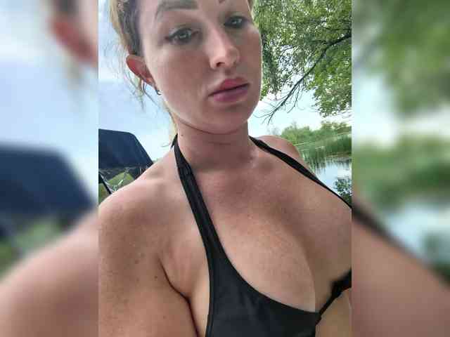goddesssssss webcam