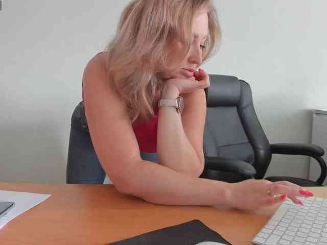 goddesssssss webcam