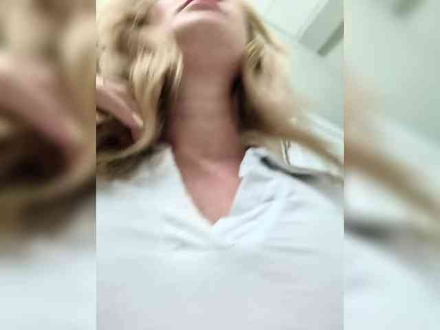 goddesssssss webcam