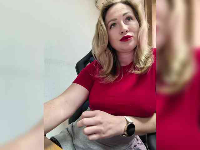 goddesssssss webcam