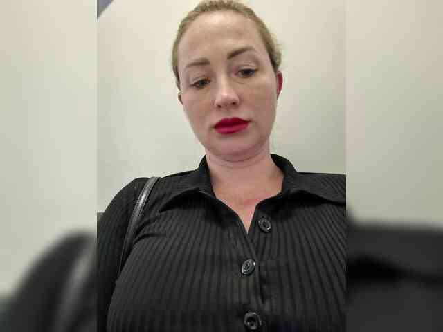 goddesssssss webcam
