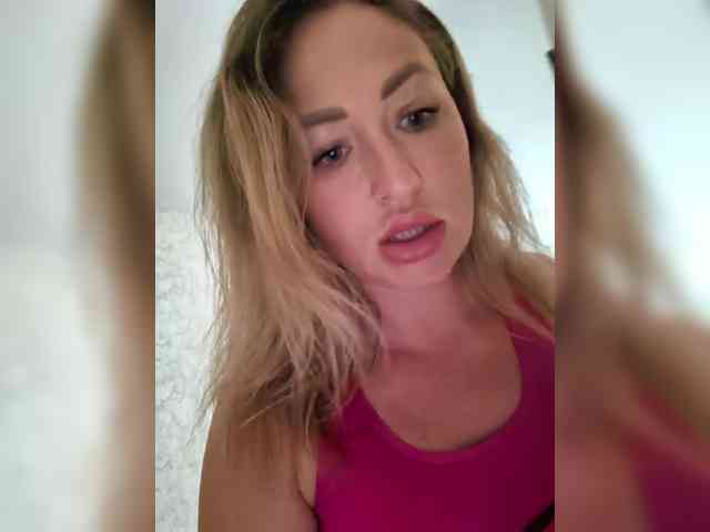 goddesssssss webcam