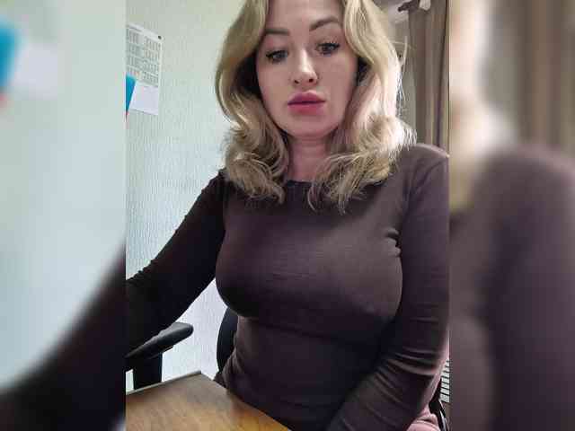 goddesssssss webcam