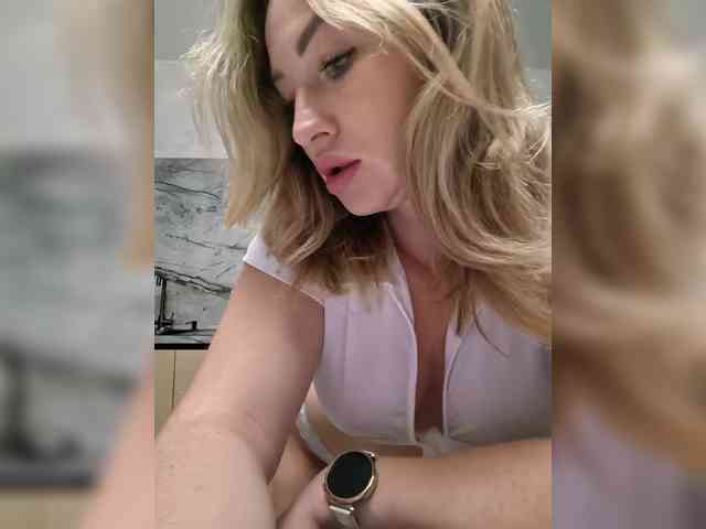 goddesssssss webcam