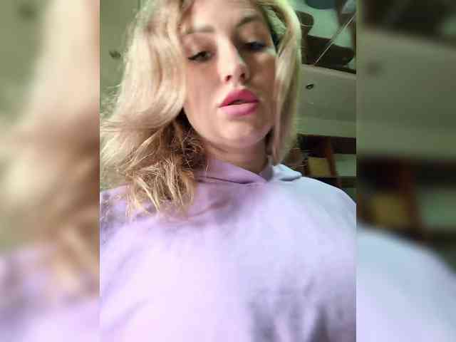 goddesssssss webcam
