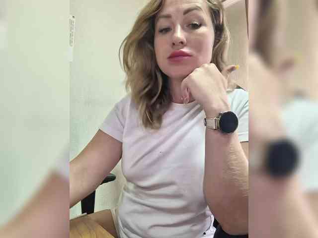 goddesssssss webcam