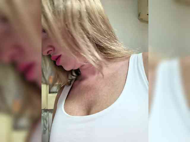 naked chat room Goddesssssss