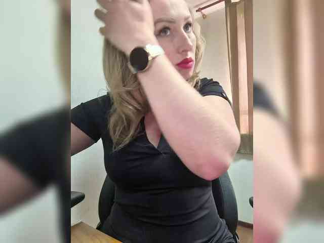 goddesssssss webcam