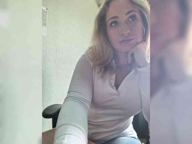 goddesssssss webcam