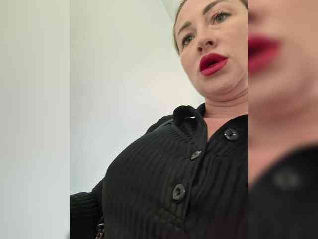 goddesssssss webcam