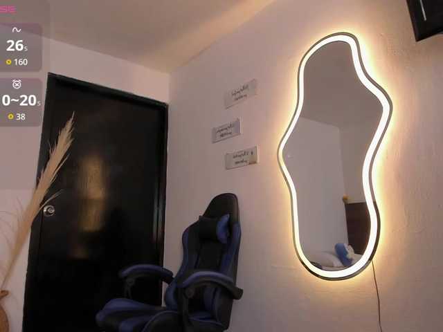 lakshmi-rai's BongaCams show and profile