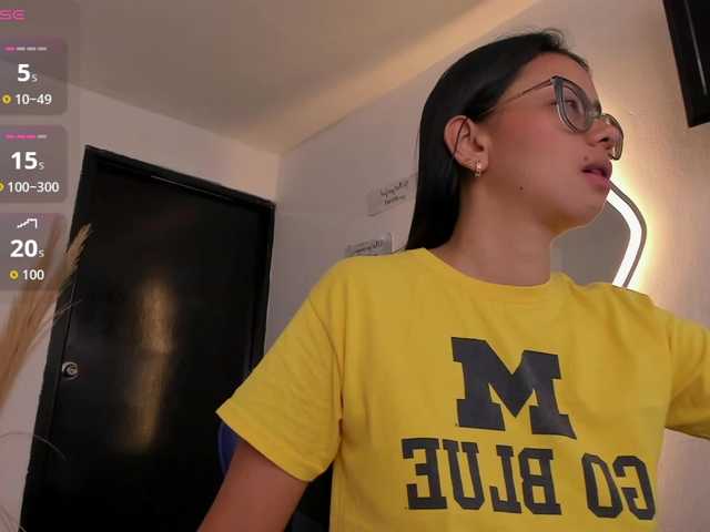 lakshmi-rai's BongaCams show and profile