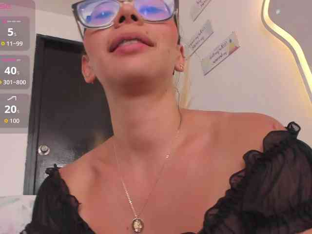 Lakshmi-rai webcam
