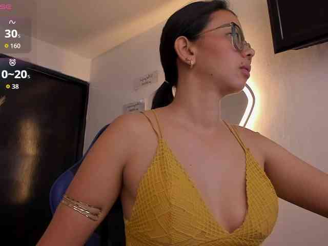 lakshmi-rai Live Webcam on BongaCams