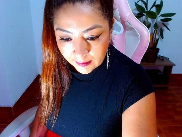 Greicy-lopez's BongaCams show and profile